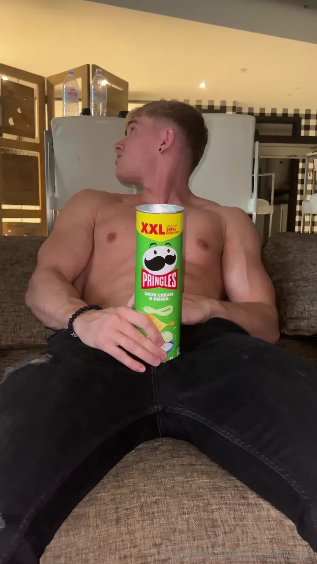 Emmetcharm enjoyed some juicy chips blondiepaul 