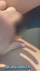 Watch madmax playing with my wet pussy in the car my pussy was
