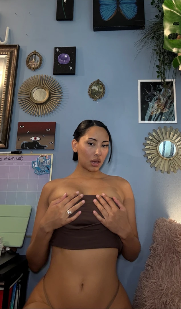 Live tonight daddyy 9 15pm 12 15am est cum ready to play 