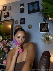 Live soon 3pm 6pm est see you there daddy play nice