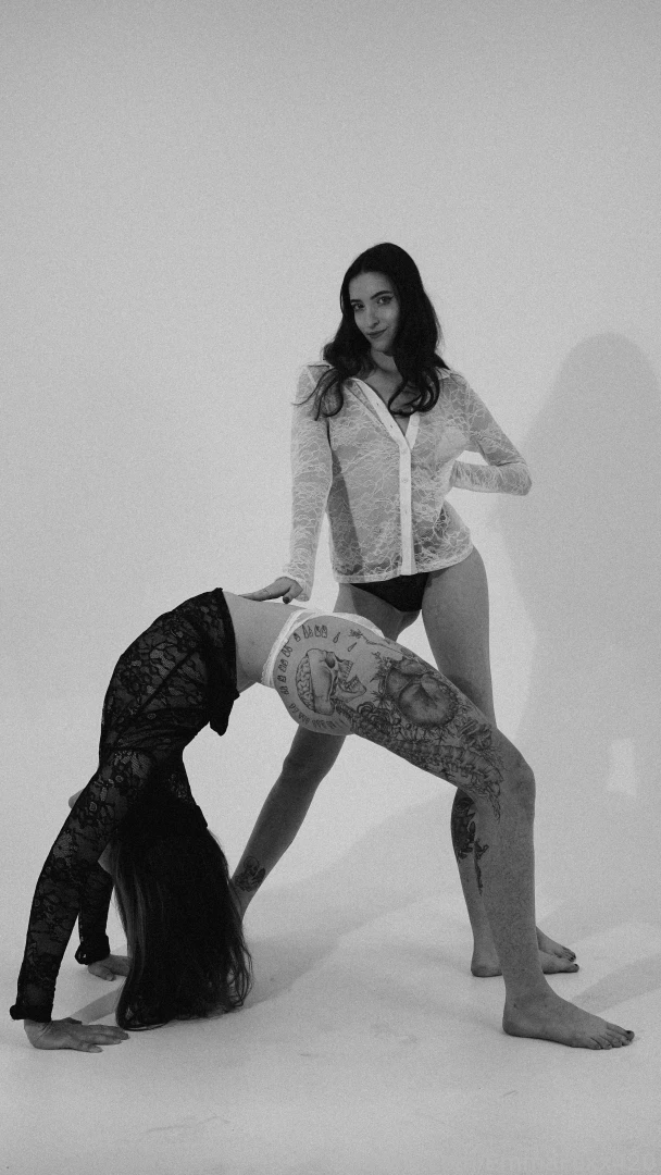 Bendy babes w lena_sins fyp pawg flexible bendy girls panties backbend 