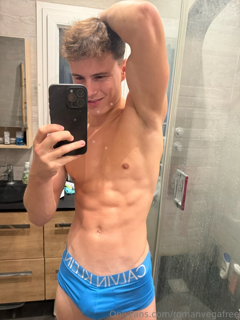 Waiting for u on my vip romanvegas 