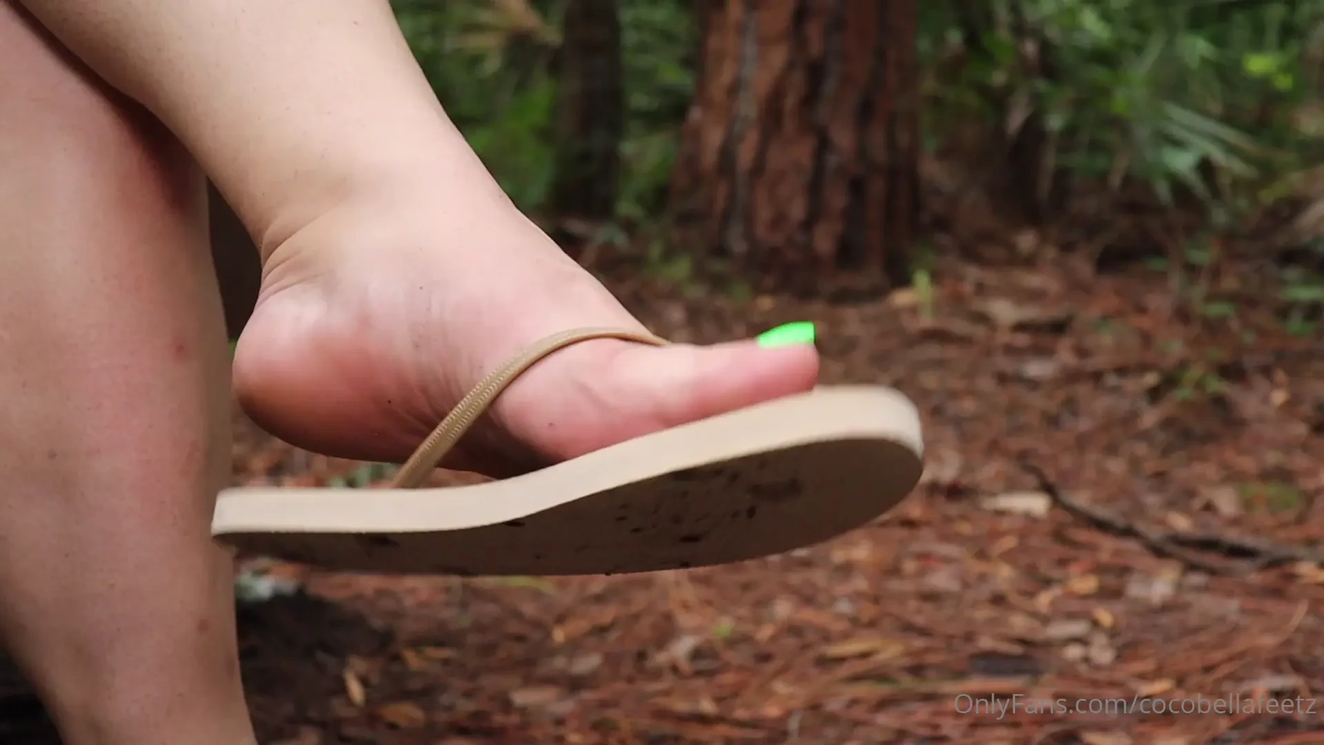 Outdoor flip flop tease 