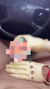 Handjobs with leather gloves in the car before getting home i give him
