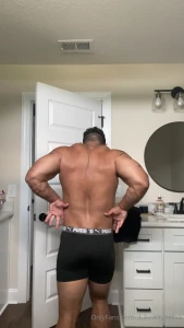 I carry alot of body fat in my back its been about two weeks of