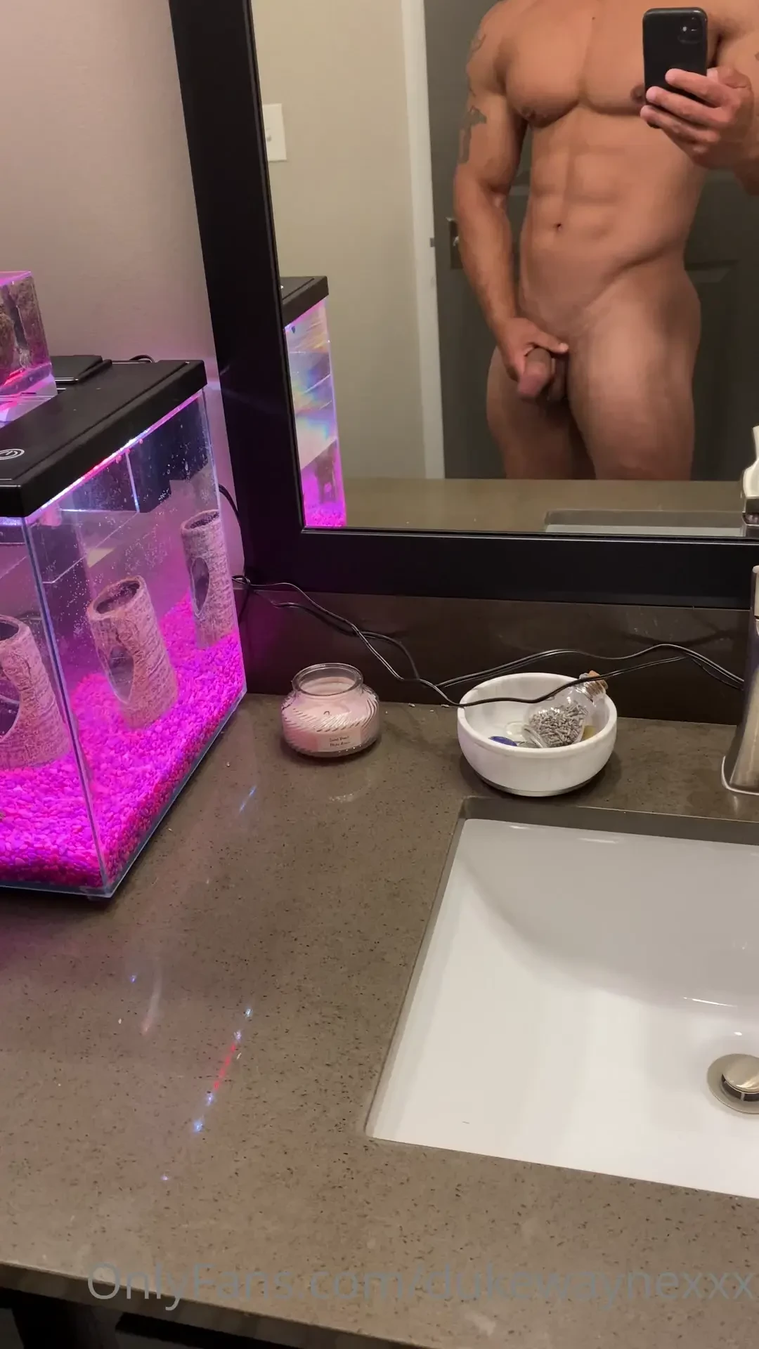 Tell me below if you think you could make me hard 