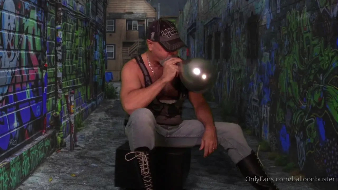 Just because in an alley b2p rules 