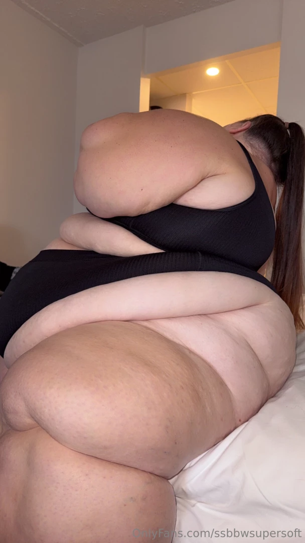 I just want to make you as addicted to me as i am to food 