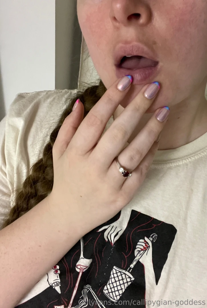 Some quick hand pics before work 
