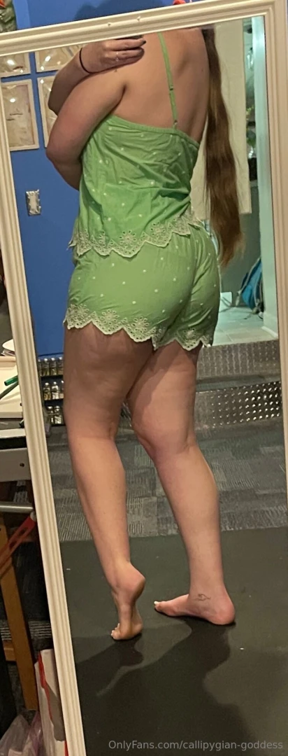 When your thighs are too thick for your shorts part 2 