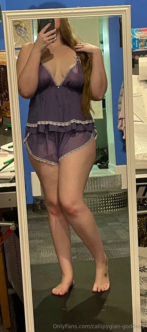 Part 2 of try ons keep swiping to see more part 4 