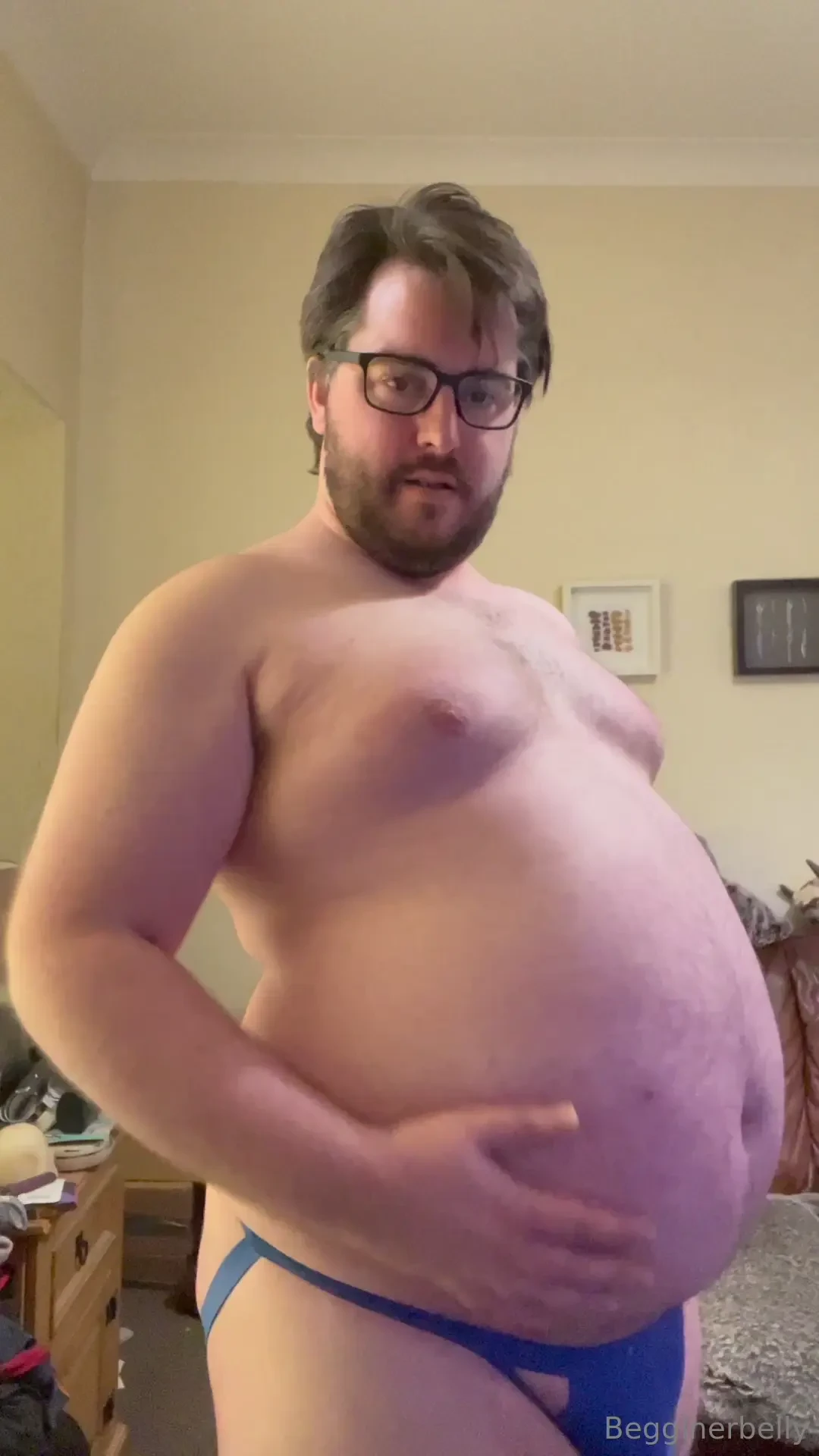 It feels so good and so right to be 300 lbs again i can t keep my eyes 
