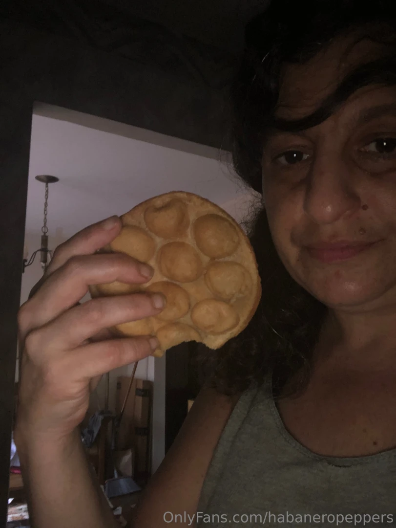 Trader joe s bubble waffle 