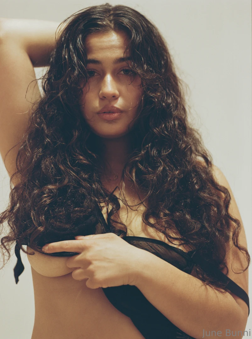 Could u give me a hand i need a little help 