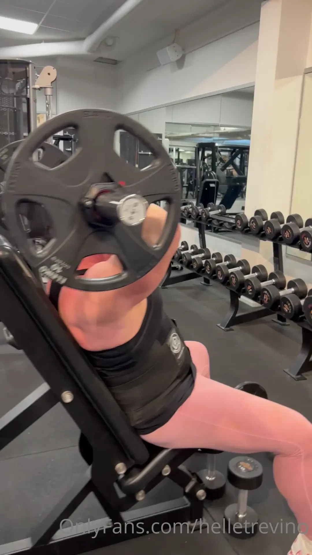 Our arm workout today was insane we did triceps biceps supersets on part 6 