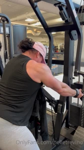 Brutal back training with irene andersen we did about 4 sets of each part 8