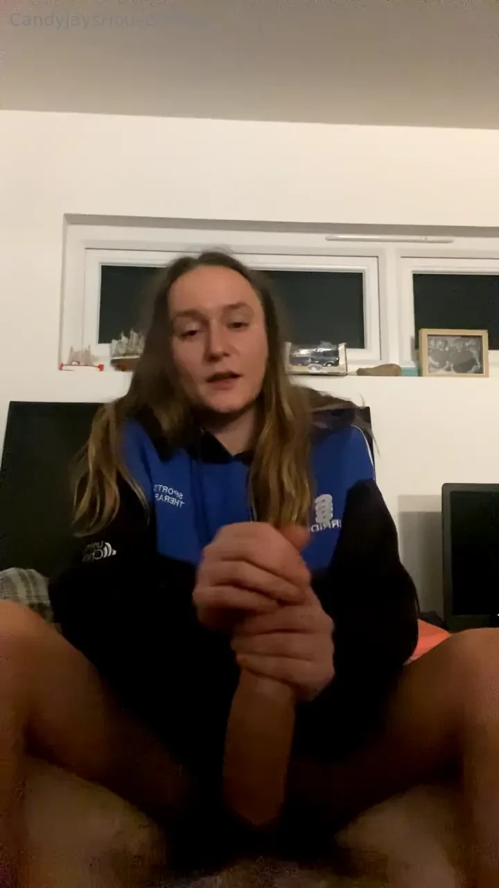 Bouncing on cock attempts 1-3 it just weren t working 