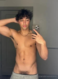 If u see this i m either live now or going live soon my goal this live