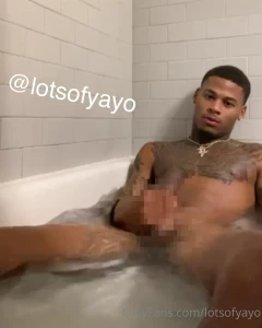 Who tryin to scrub my back wet check dm