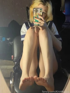 Ass teen 18 skinny foot feet fitass student fyp
