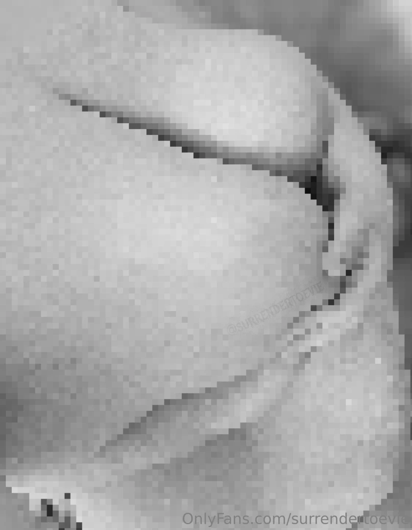 The full color uncensored picture is 10 you know you want to see the 