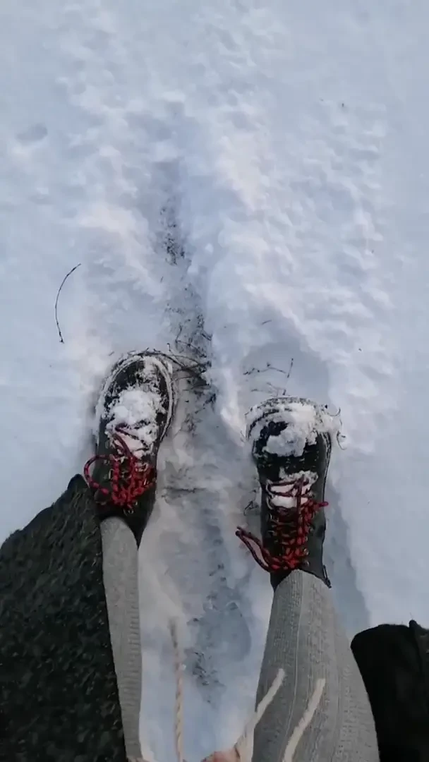 Wanna see what i wear under my long coat cheerful and snowy outdoor 