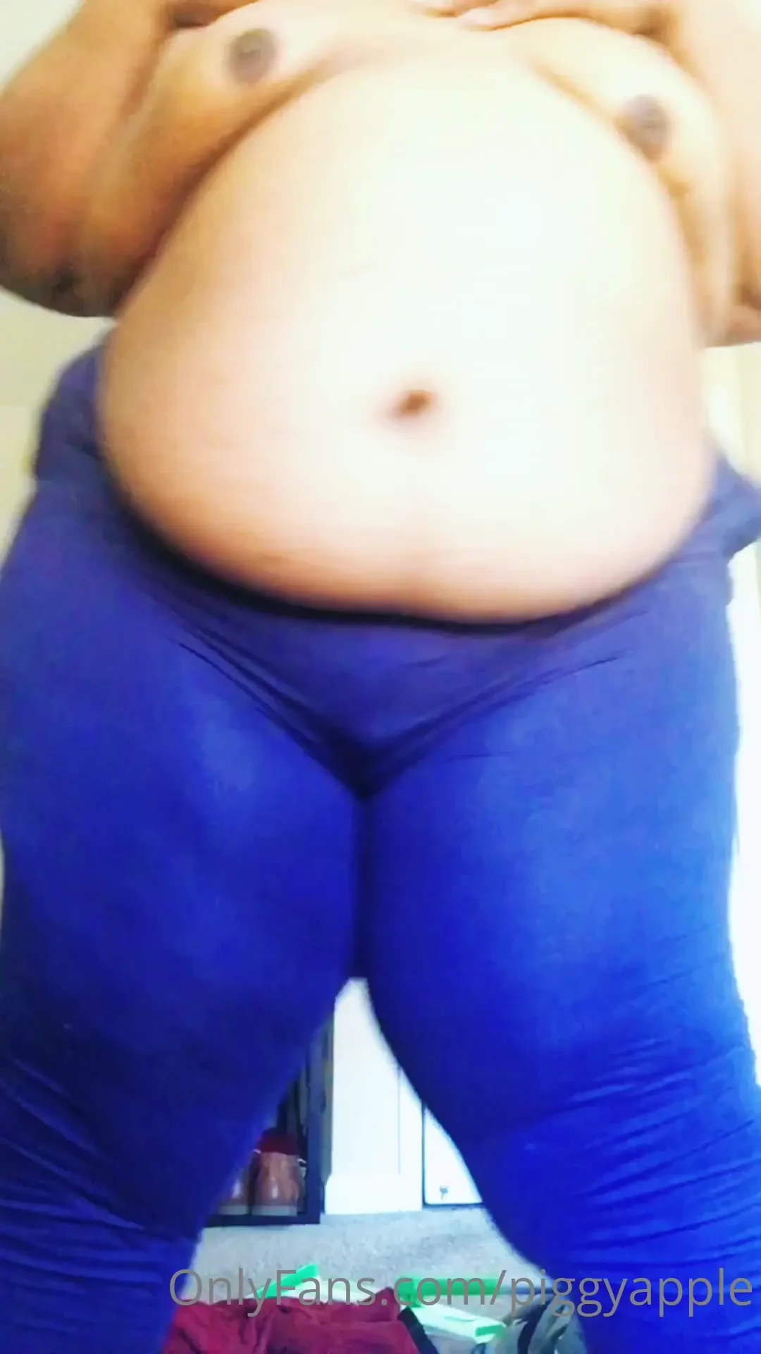 Just taking my mine to feel myself 