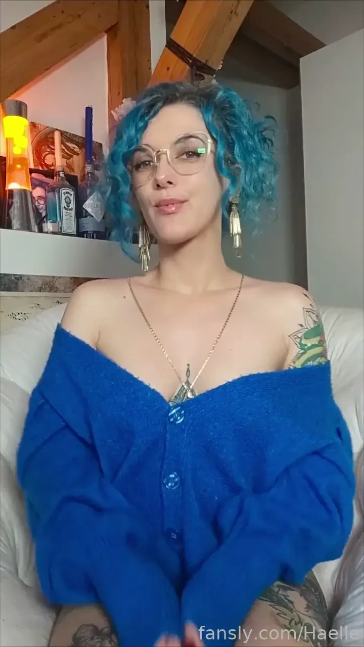 These are the first pictures i took when i received my new phone and 