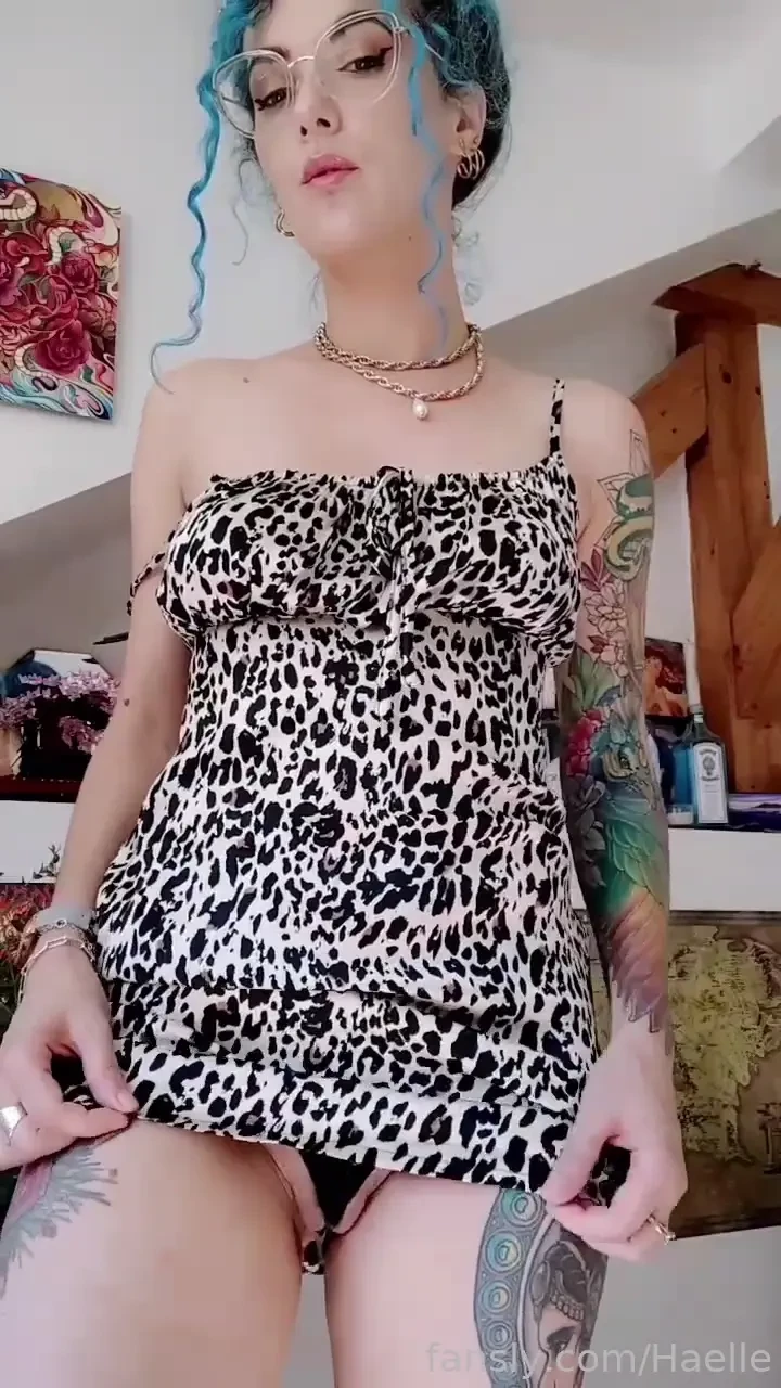 Can i have a rawr in the audience fyp free alt altgirl tattoos upskirt part 3 