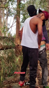 Caminhndo no parque entrei esse novinho peruano perdido na trilha