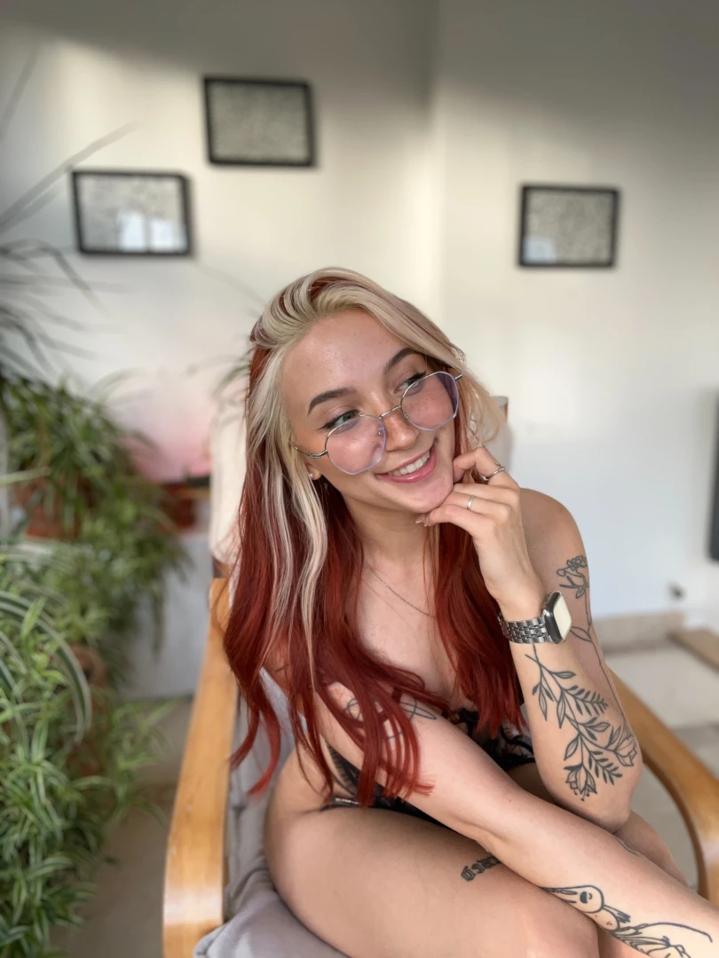 Spend the day chilling with me don t forget to check your dms part 1 