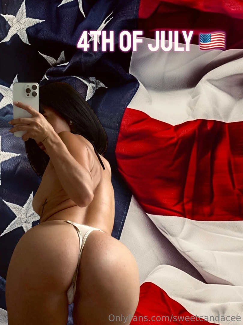 Red white and my juicy ass wanna celebrate freedom by unwrapping this 