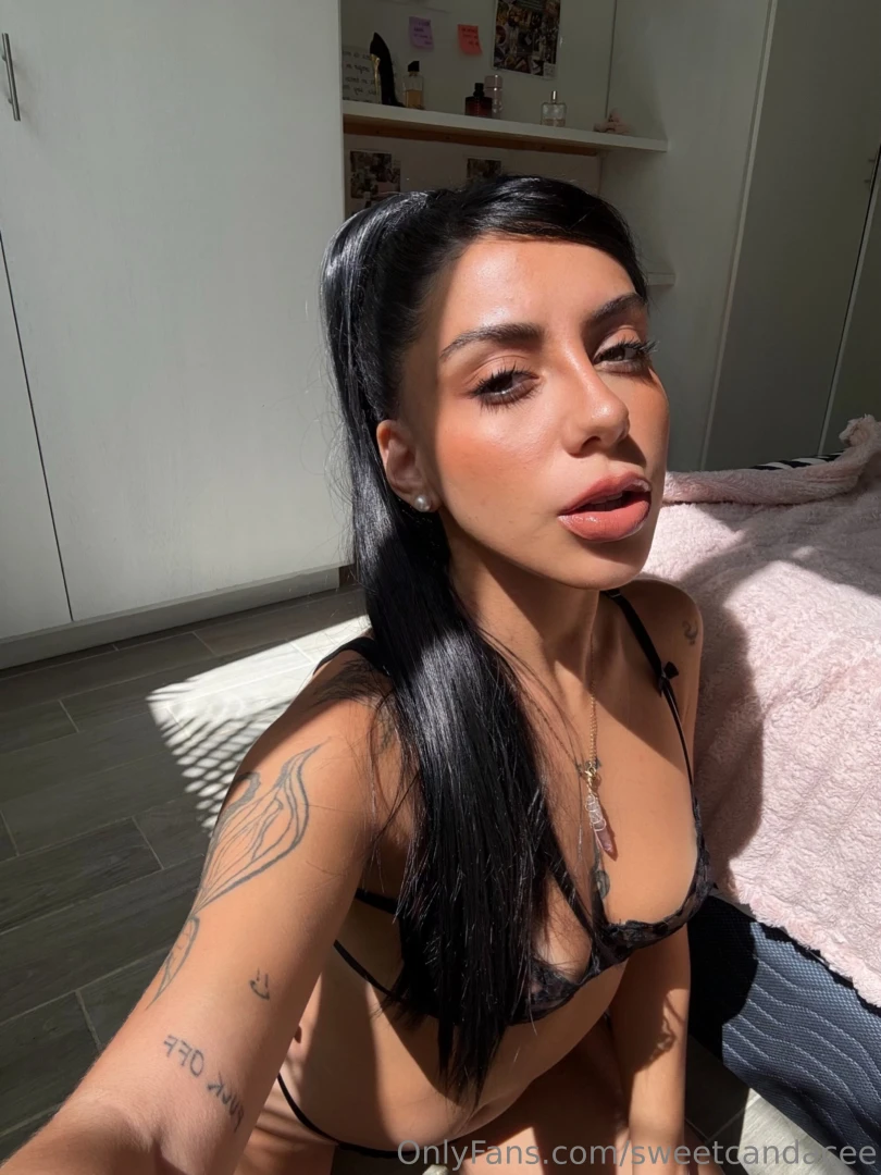 The first fan to tip me 10 gets 500 worth of my hottest content yes 