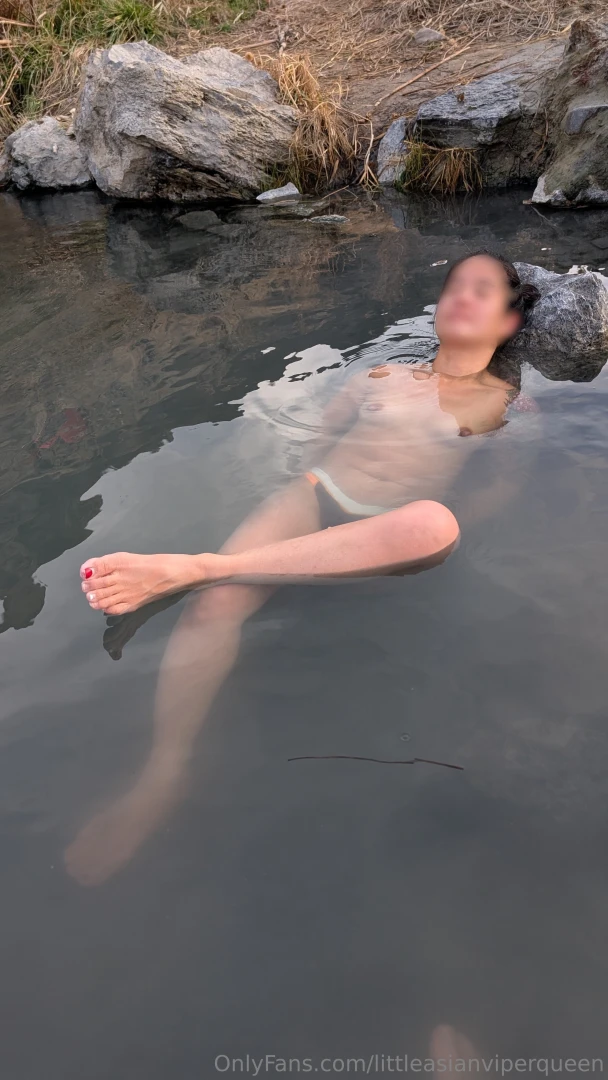 Could you resist me if you came across me at your local hot springs 
