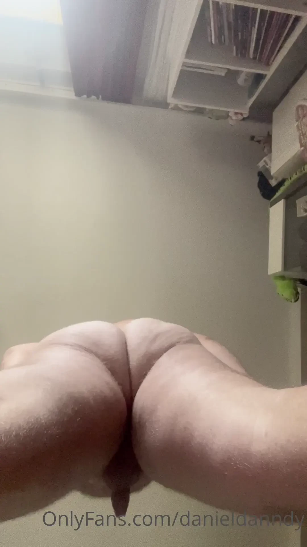 Tongue out - dick out and i am coming 