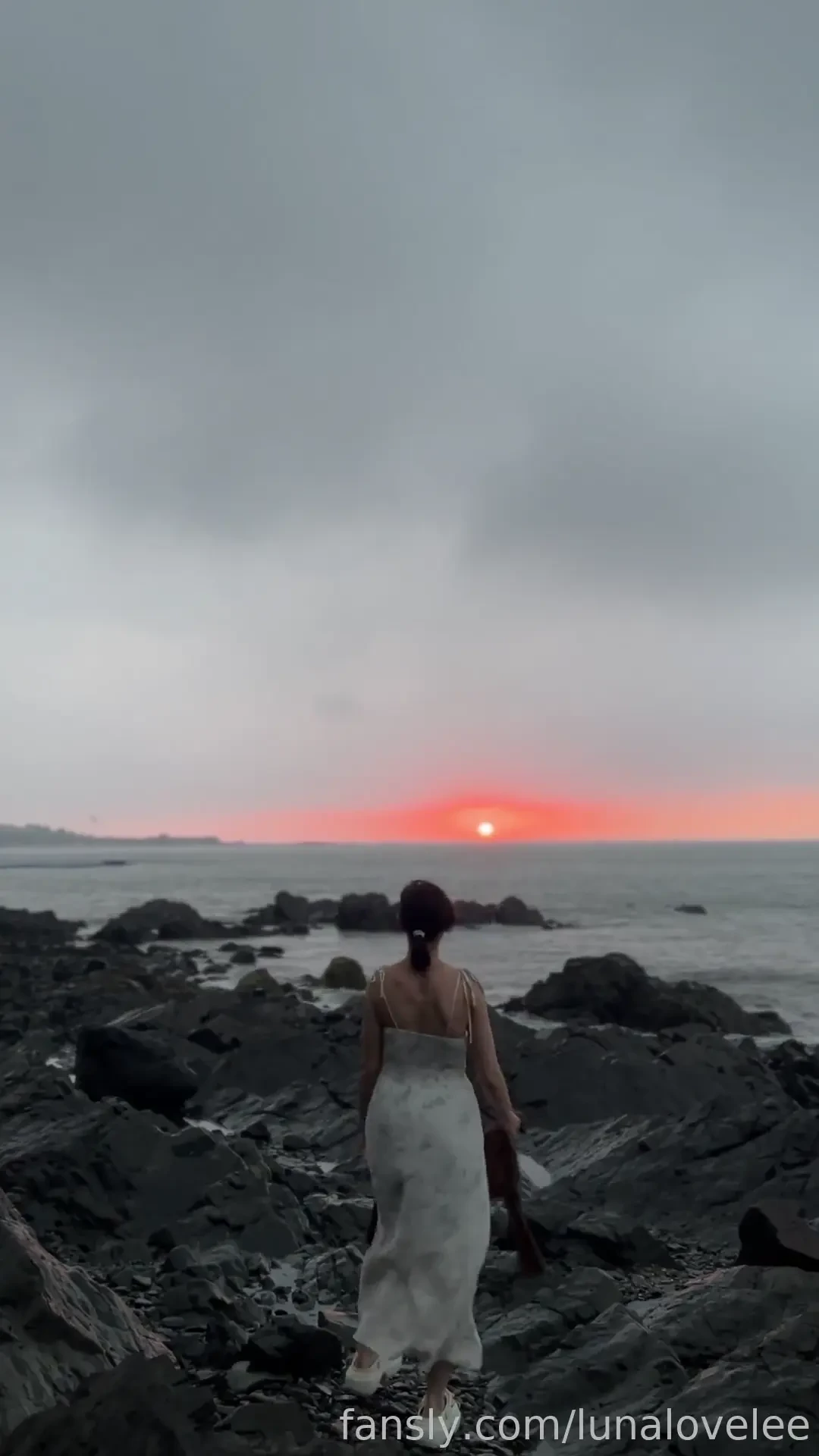 Hello everyone every time i visit the sea my heart fills with dreams 