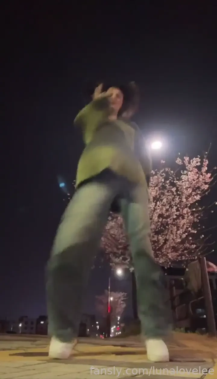 Hey everyone this week has been absolutely magical for me here in 