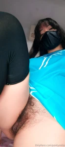 Queda del tama o exacto que cubre me pussy pero por abajo se deja ver part 4