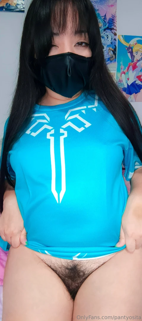 Queda del tama o exacto que cubre me pussy pero por abajo se deja ver part 5 