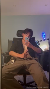 Like watching me stroke it