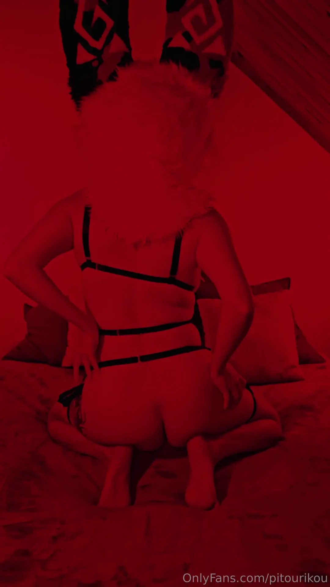 The bunny s full naked now time to slow dance with noohm want more 