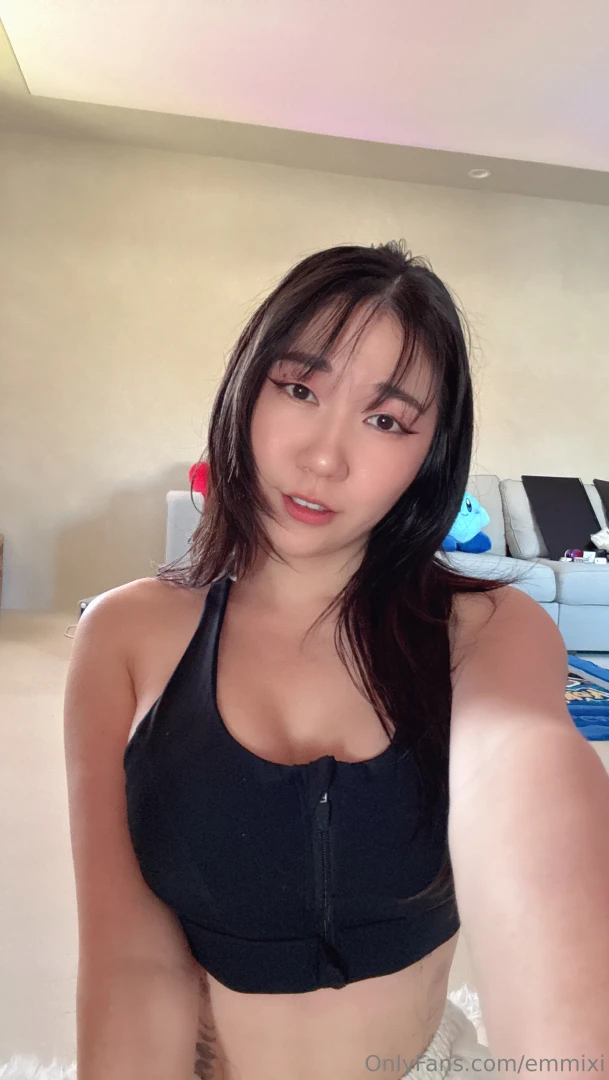 How s your day going house reno is going super well 3 