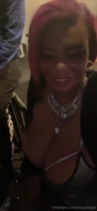 Ad lib queen