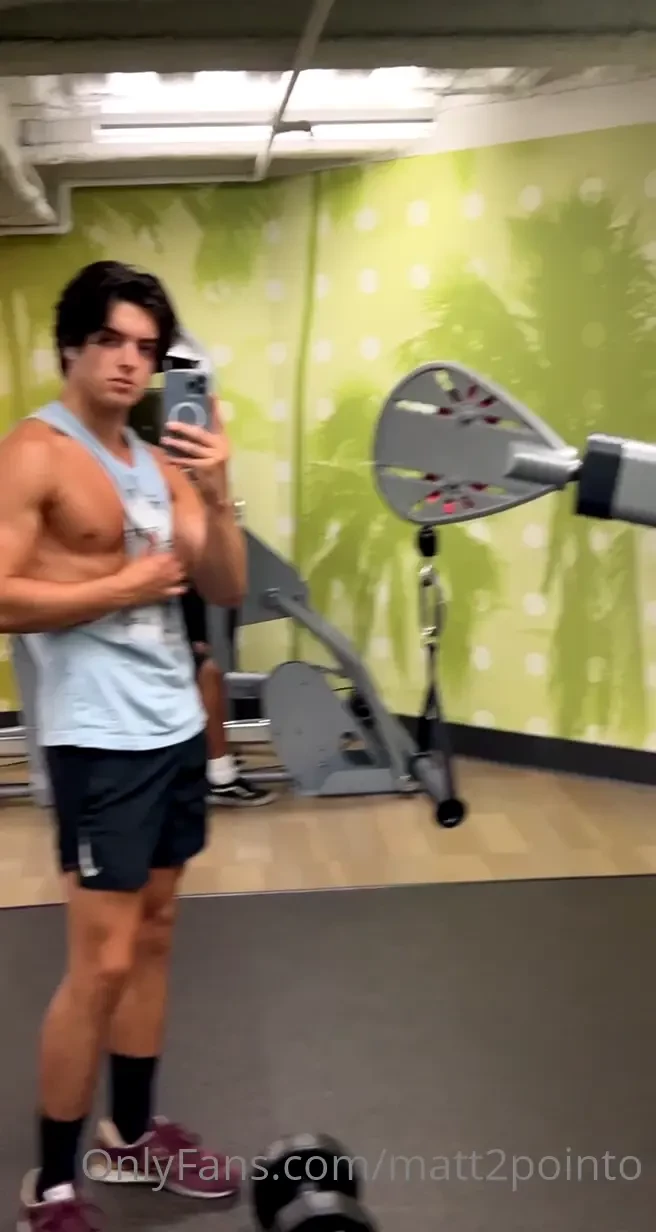 Gym today i ll be on later i m at da pool 
