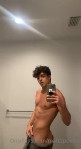 Who doesn t love a good towel tease