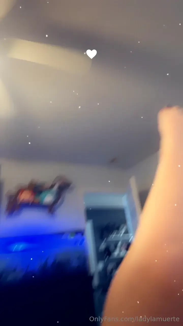 Having some fun with myself this morning 