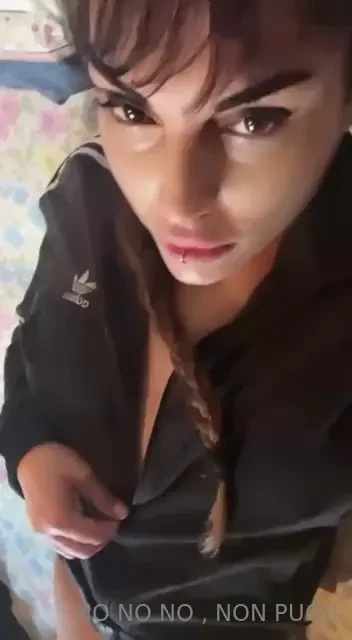 Ti fai tentare dal video completo in privato lo invio solo a 4 