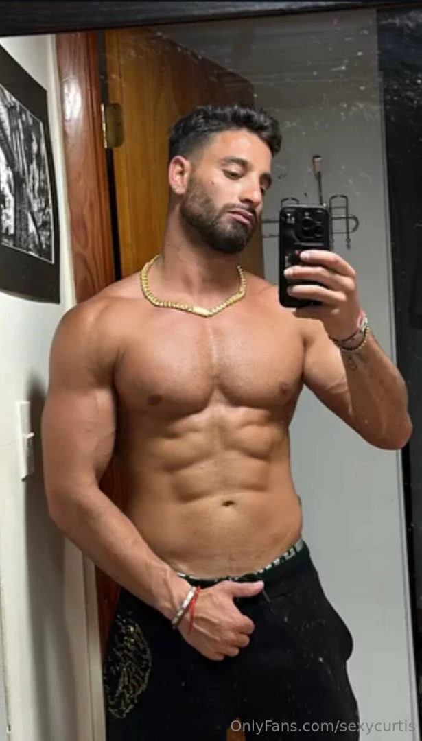 Some things just can t be ignored and i m one of them 