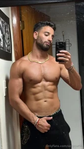 Some things just can t be ignored and i m one of them