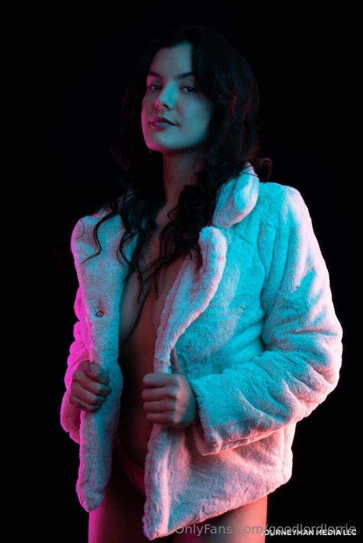 Sneak peek at my most recent shoot 